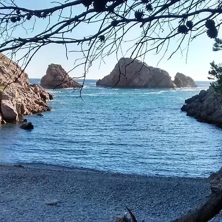 Puig 72 Villa *