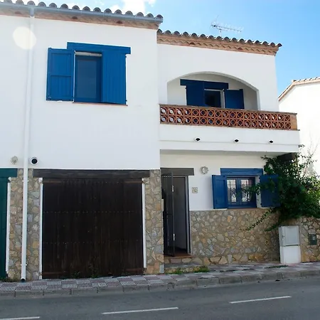 Puig 72 Villa L' Escala